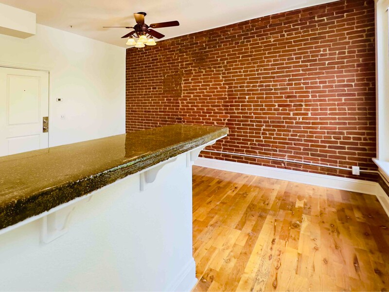 Building Photo - 3211 Zuni St