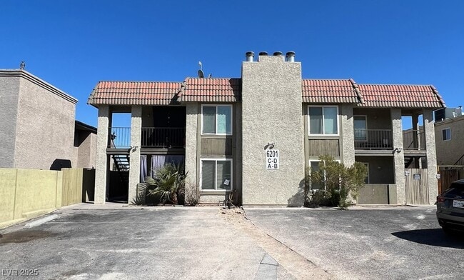 Primary Photo - 6201 Bellota Dr