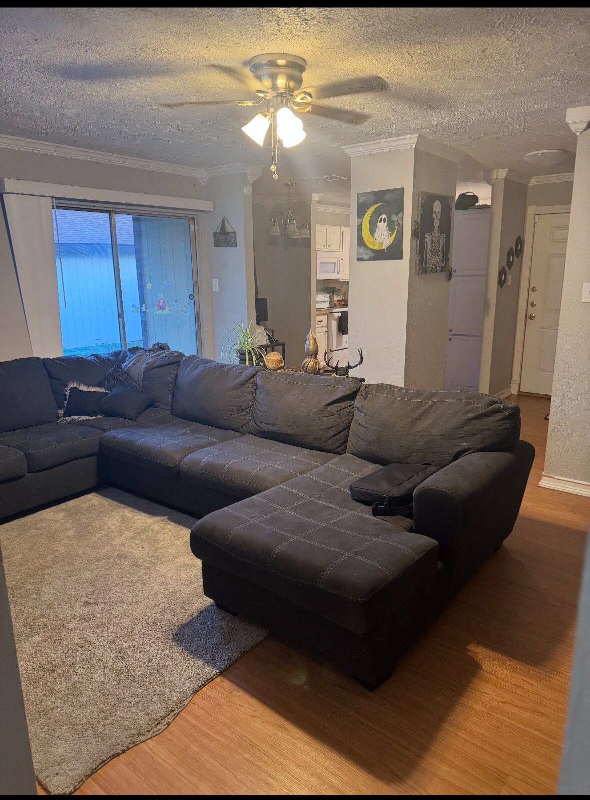 Building Photo - 2111 Creekwood Dr