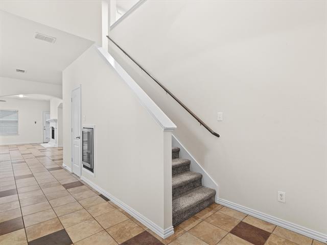 Building Photo - 3944 Diamond Ridge Dr