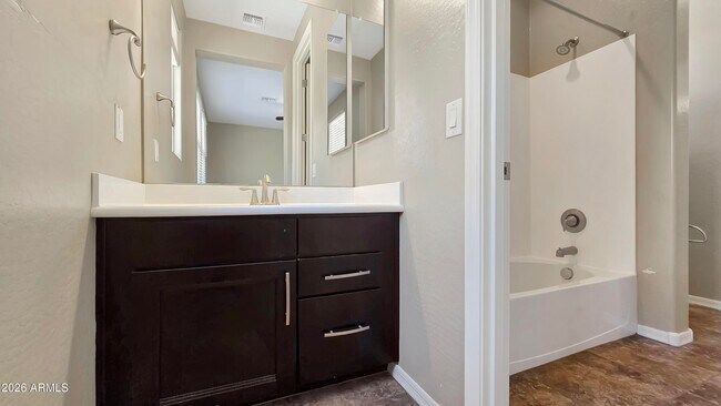 Building Photo - 20737 W Valley View Dr