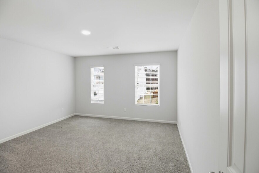 Building Photo - 1885 Ollie Crk