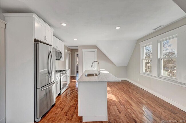 Building Photo - 22 Hubinger St