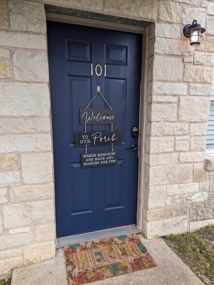 Building Photo - 114 Scofield Ave