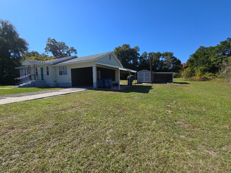 Building Photo - 906 Johns St