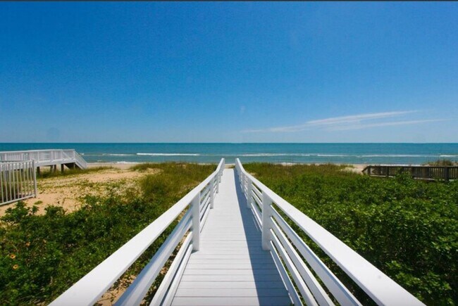 Building Photo - ENDLESS ELEGANCE AT THIS FLAWLESS OFF-SEAS...