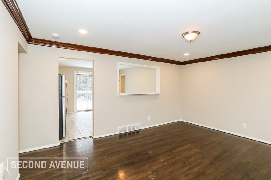 Building Photo - 2781 Pickmeier Ln