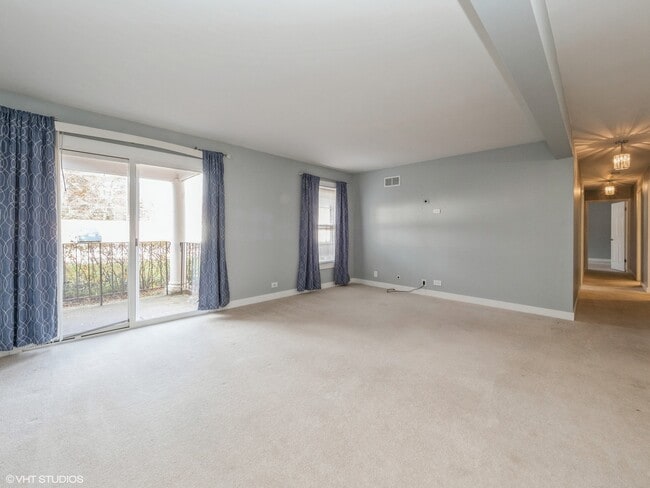 Building Photo - 550 Shorely Dr