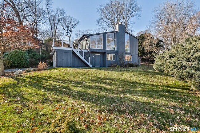 Building Photo - 22 Dock Rd