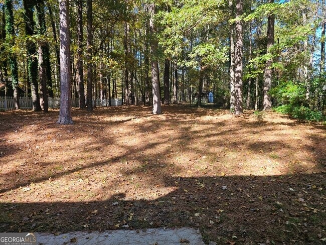 Building Photo - 102 Sauterne Way