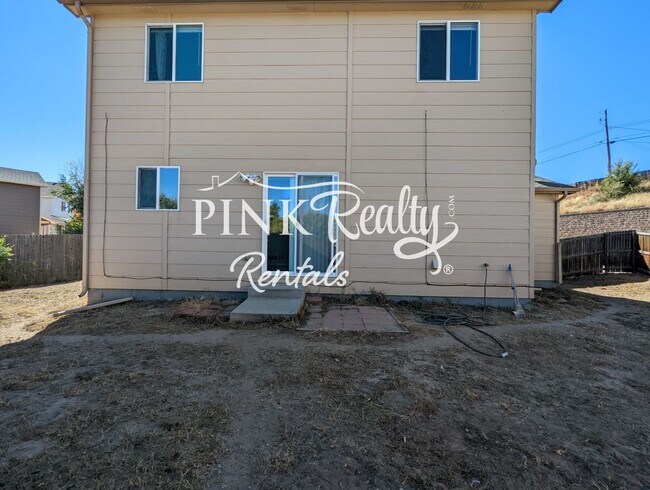 Building Photo - 5 Audubon Dr
