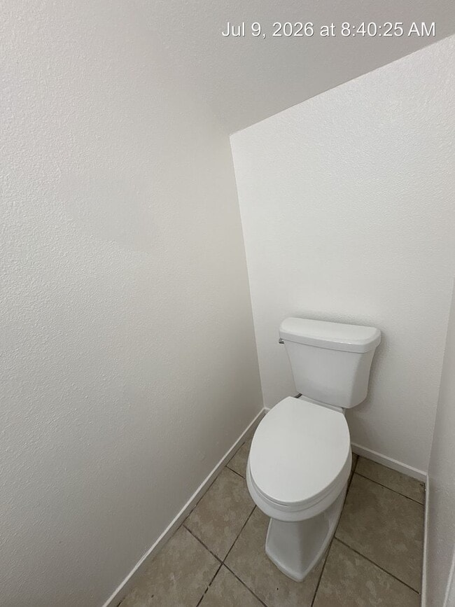 Building Photo - 3021