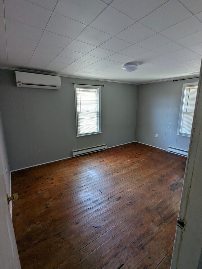 Building Photo - 7446 Queponco Rd