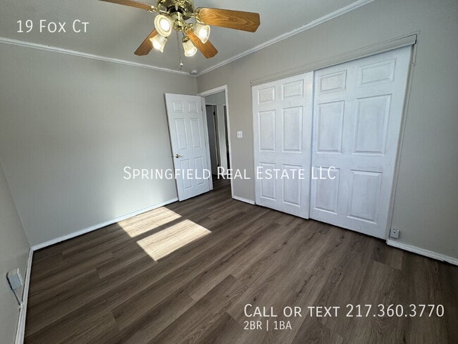 Building Photo - 19 Fox Ct