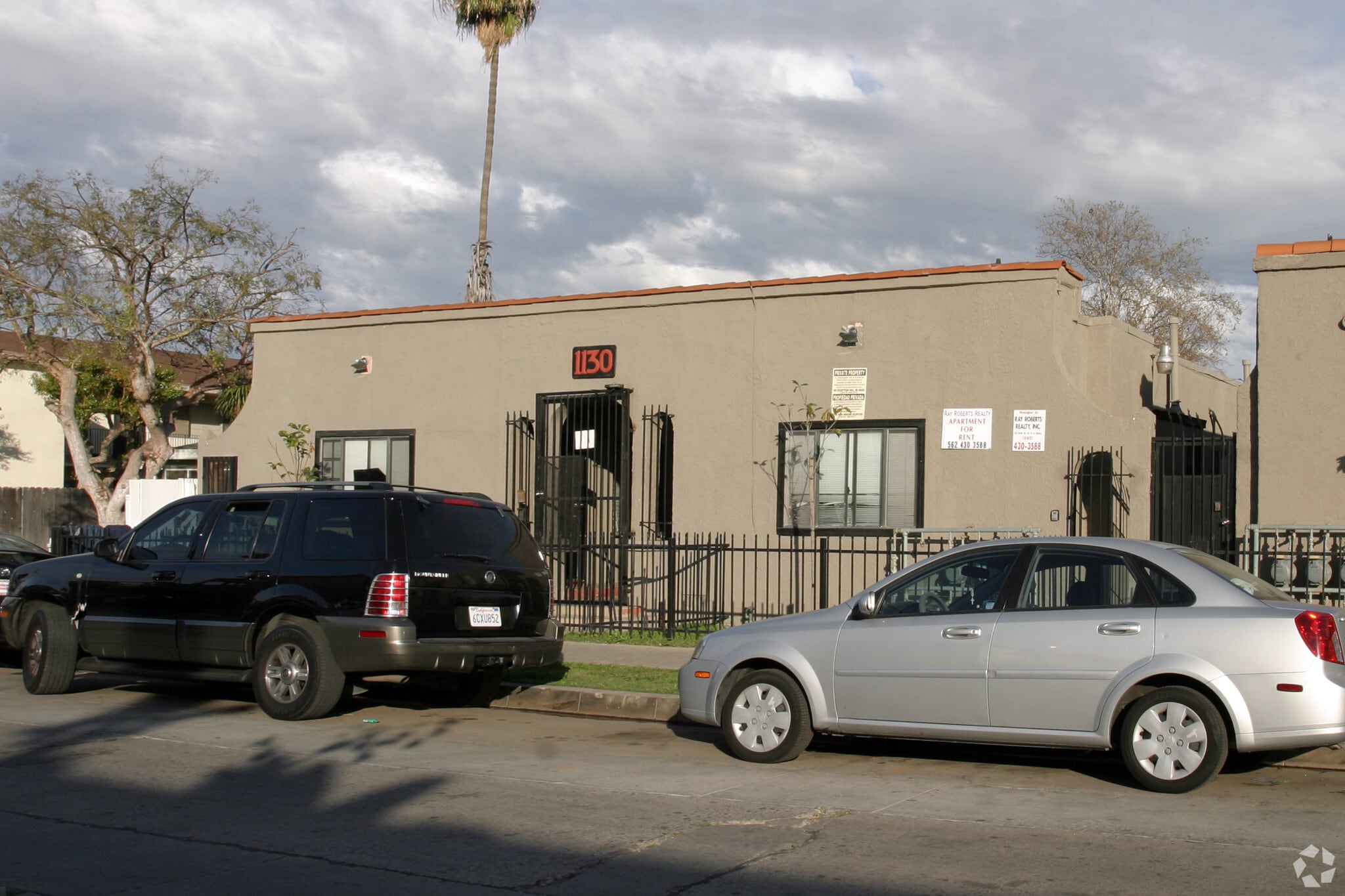 Building Photo - 1130 Raymond Ave