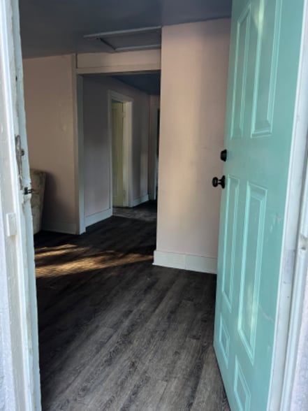 Building Photo - 1516 Carmel Ave