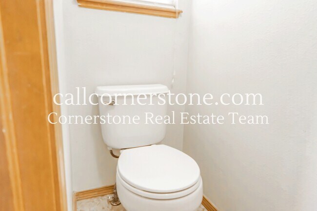 Building Photo - 5312 Luster Dr