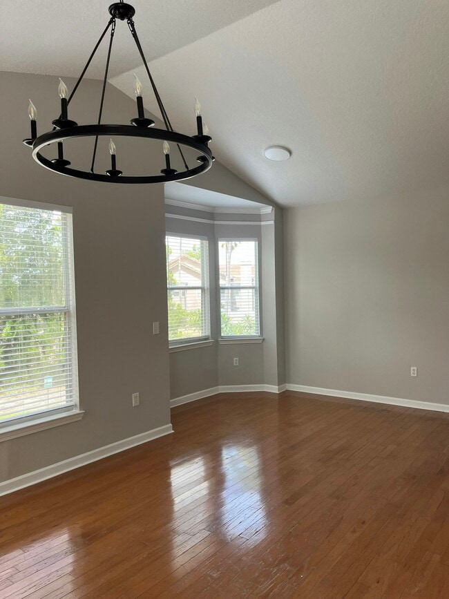 Building Photo - 18036 Villa Creek Dr