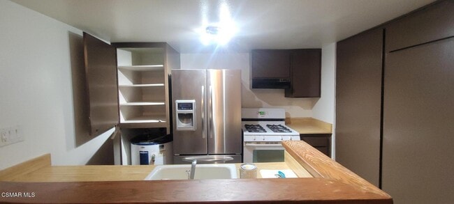 Building Photo - 4581 Alamo St