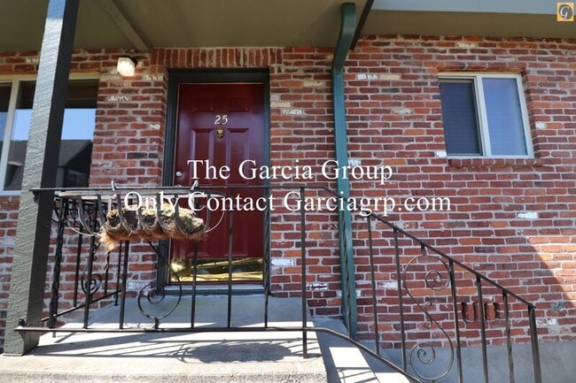 Building Photo - 908 SW Gaines St
