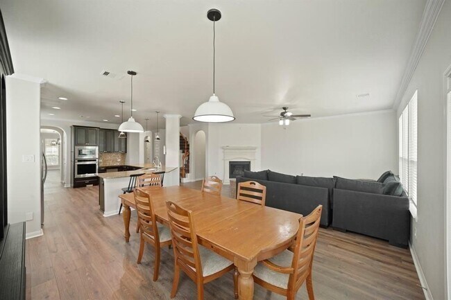 Building Photo - 20358 Mathis Landing Dr