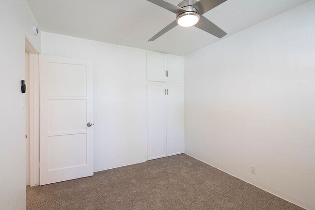 Building Photo - Beautiful 2 Bedroom in La Jolla Village wi...