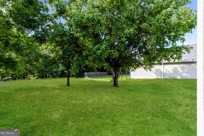 Building Photo - 147 Portland Rd