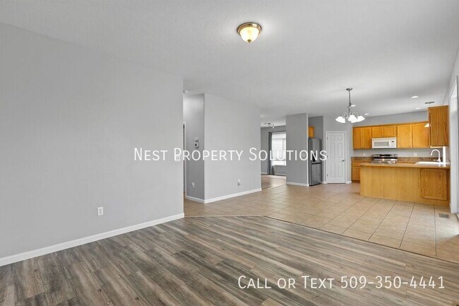 Building Photo - 542 S Driftwood Ln