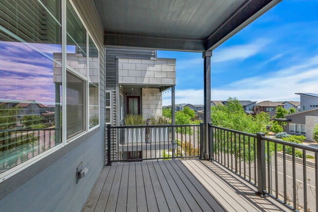 Building Photo - 1555 W 67th Ave