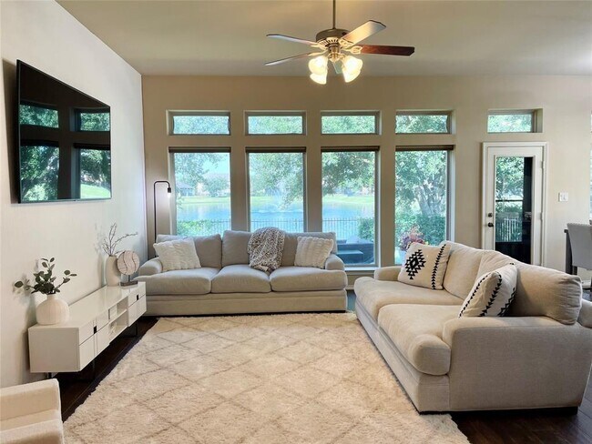 Primary Photo - 25443 Lockspur Dr