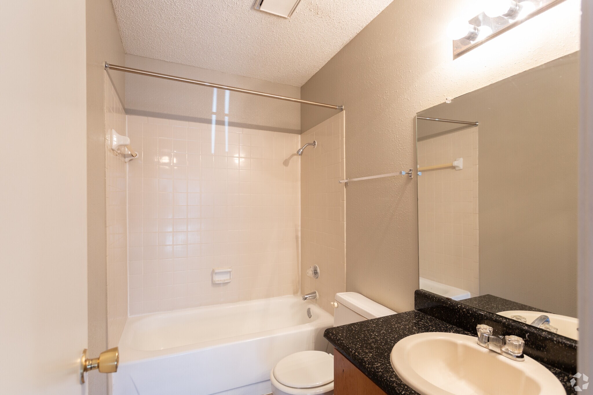 District West 2102 W Loop 289 Lubbock TX 79407 Apartment Finder