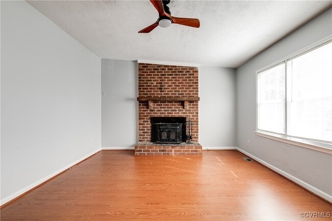 Building Photo - 1624 Mountain Pine Terrace