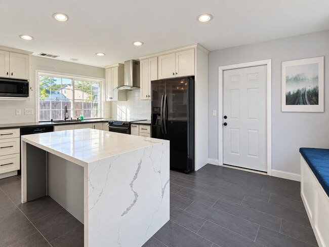 Building Photo - 4610 Chateau Park Ct