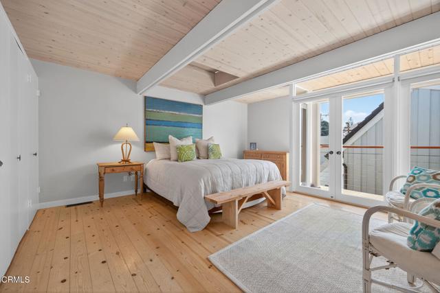 Building Photo - 5432 Rincon Beach Park Dr