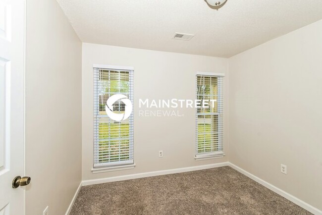 Building Photo - 3925 Shadow Oaks Pkwy