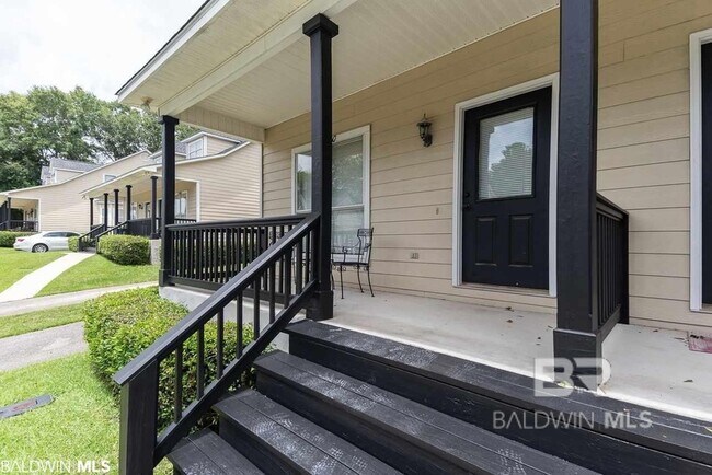 Building Photo - 17460 Pandion Ridge