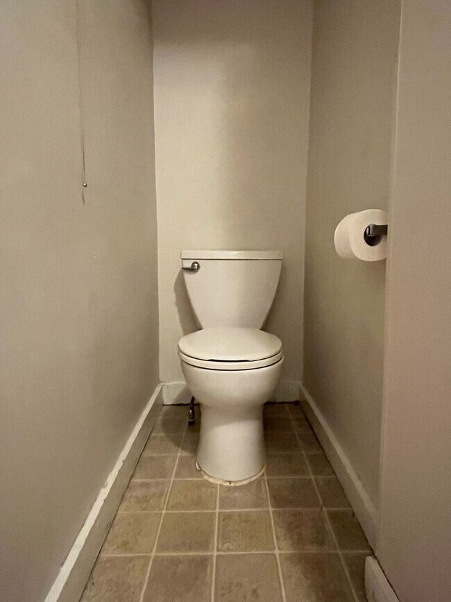 Building Photo - tb412