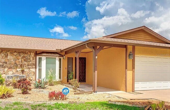 Building Photo - 7316 Caladesia Dr