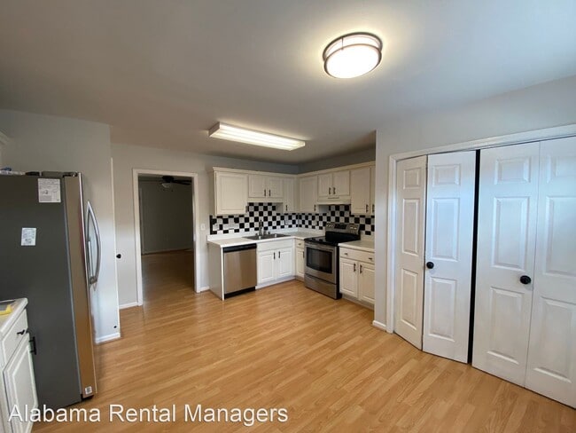 Building Photo - 3 br, 2.5 bath House - 144 Rocky Ridge Drive