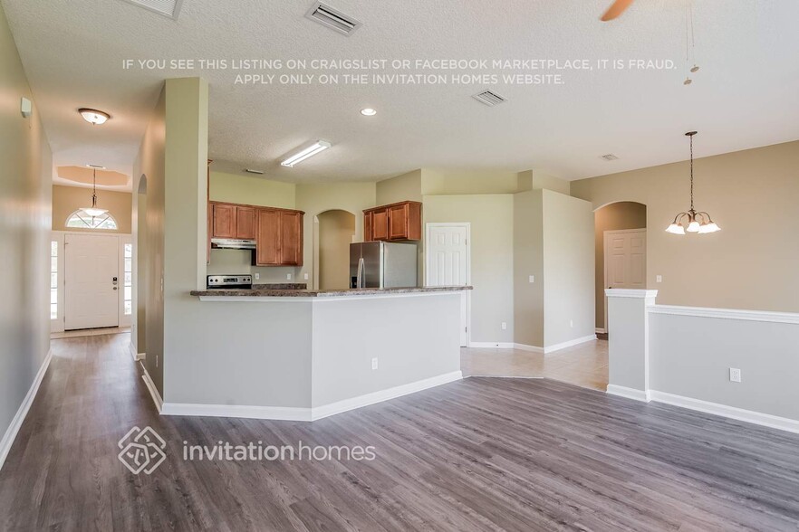 Building Photo - 2205 Cascadia Ct