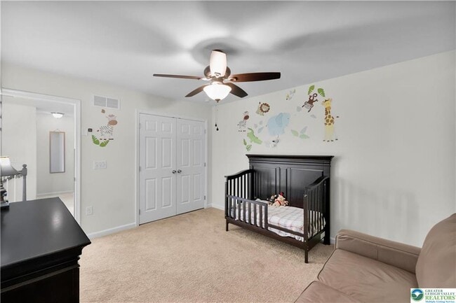 Building Photo - 4247 Beech Dr