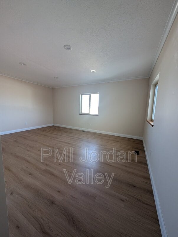 Building Photo - 408 RIGDON St