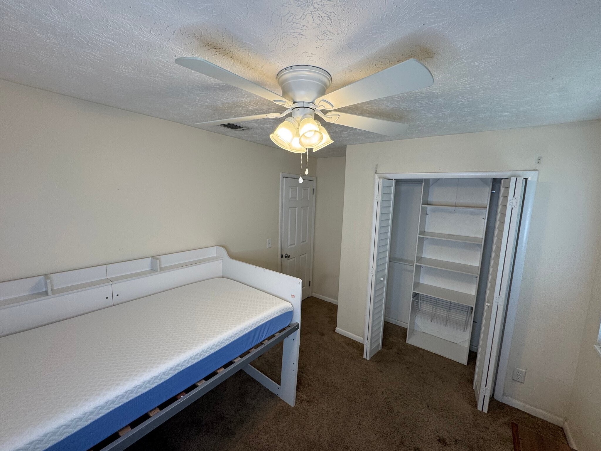 Building Photo - 8229 Frost St N