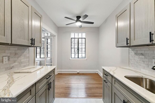 Building Photo - 1305 N Broom St