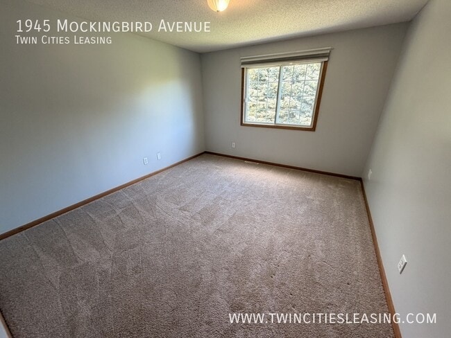 Building Photo - 1945 Mockingbird Ave