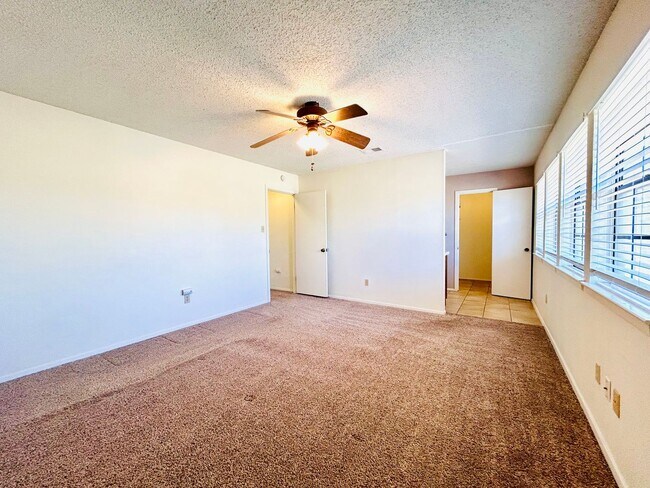 Building Photo - 11300 Maidenstone Dr