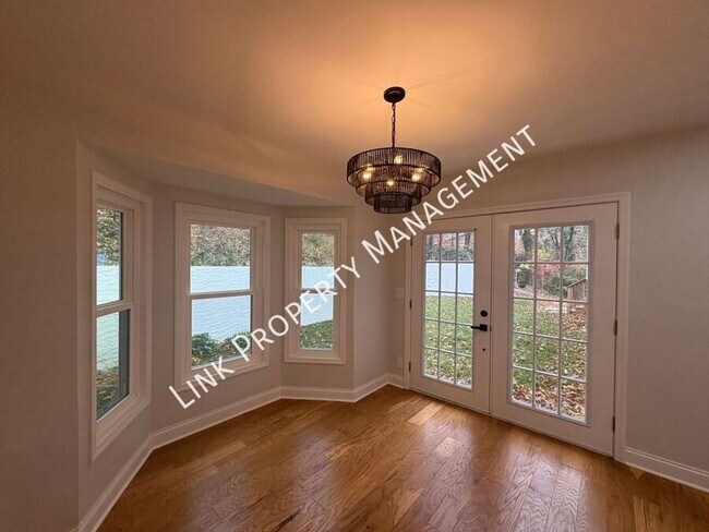 Building Photo - JUST REDUCE!  Sophisticated Tri-Level Home in Stuart Heights — Modern Comfort & Timeless Charming...