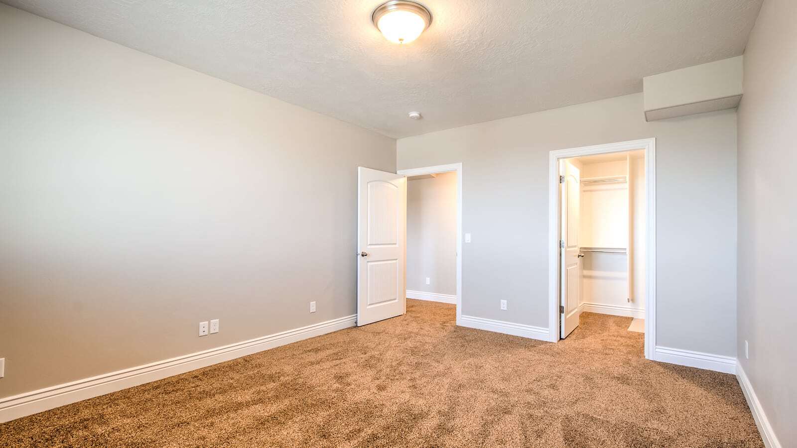 Building Photo - 853 W Horizon Dr