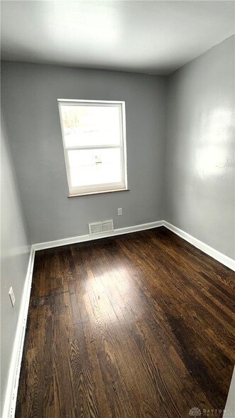 Building Photo - 5401 Newfield Ave