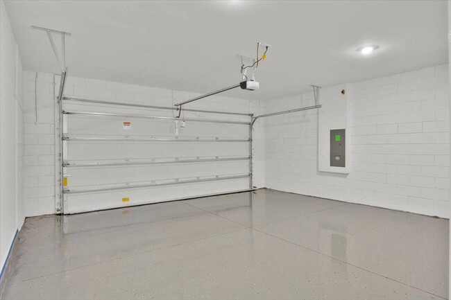 Building Photo - 3511 Kimbrough Dr